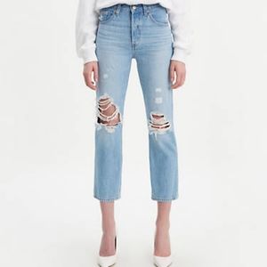 Levi's 501 Original Cropped Jean in Montgomery Patched